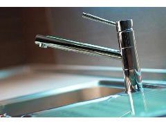 What are the surface processing quality requirements for Guangdong stainless steel faucets